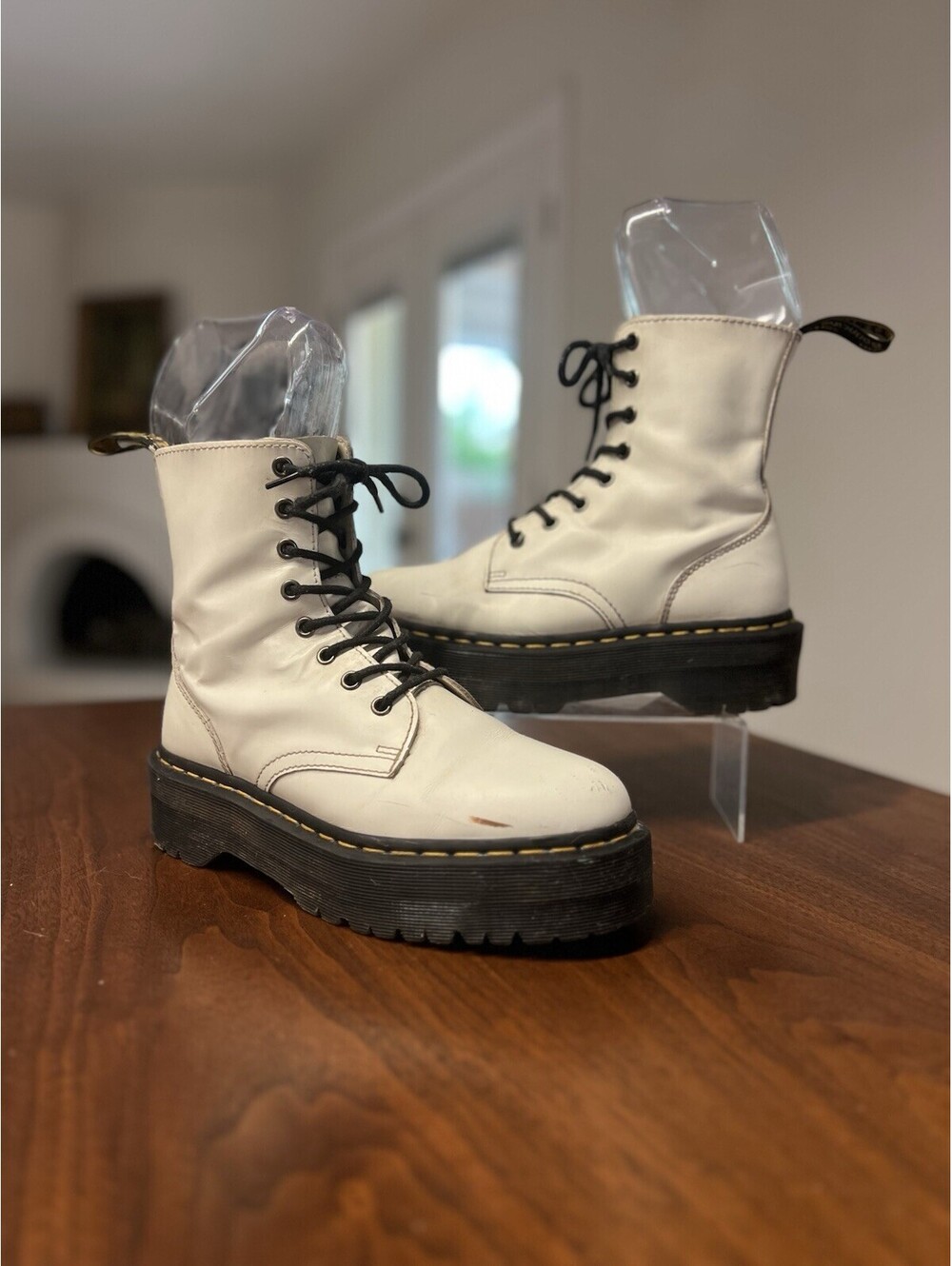 Dr. Martens Jadon White Smooth Leather Platform Boots Sz 7
